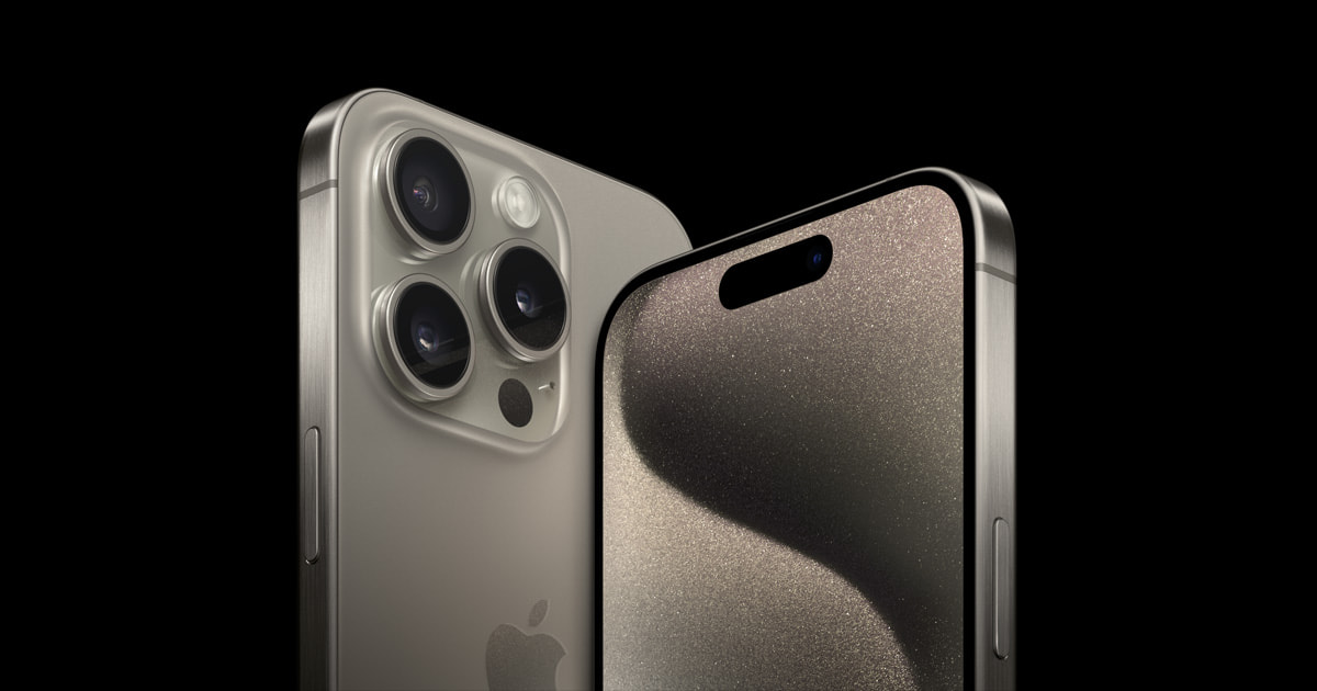 Official Apple image of the iPhone 15 Pro family
